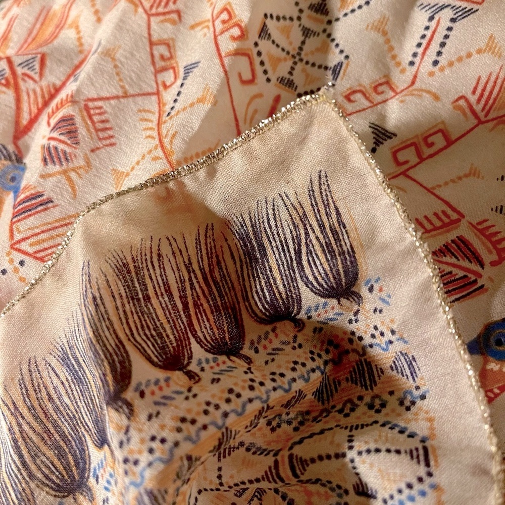 Jim Renoir - Vintage Italian Designer Scarf with gold thread trim​ - Picture 11 of 12